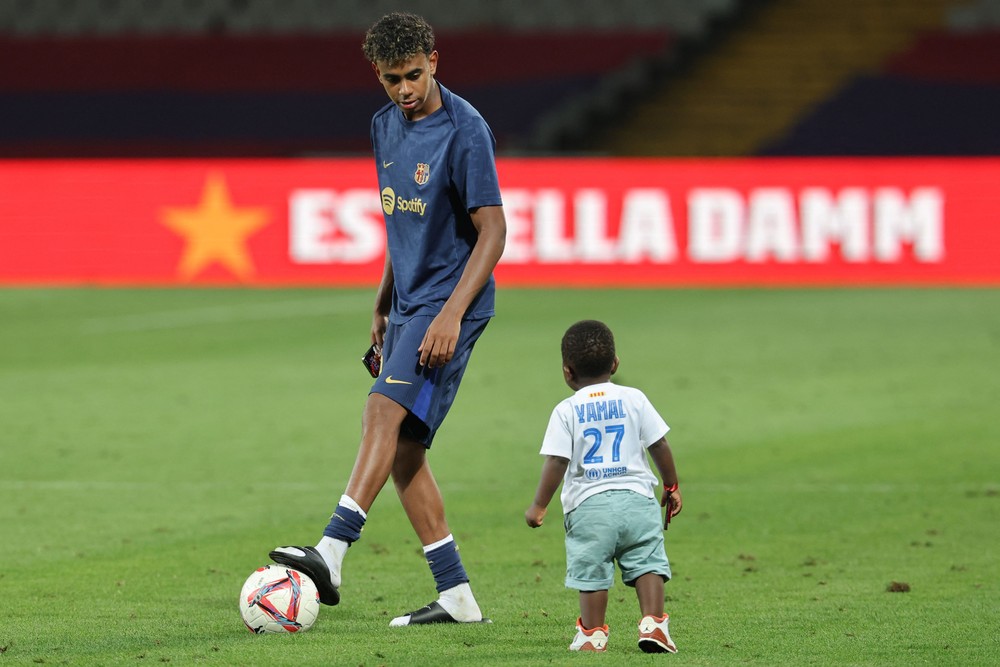 Pictures of the Year 2024, Part 166-240