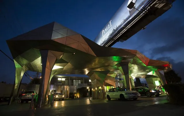 The Helios House gas station is pictured in Los Angeles, California January 12, 2015. (Photo by Mario Anzuoni/Reuters)