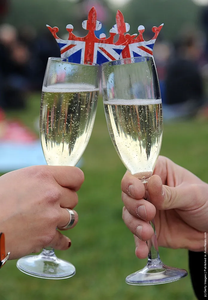 Royal Wedding: Thousands Of Well-wishers Flock To Witness The Happy Day