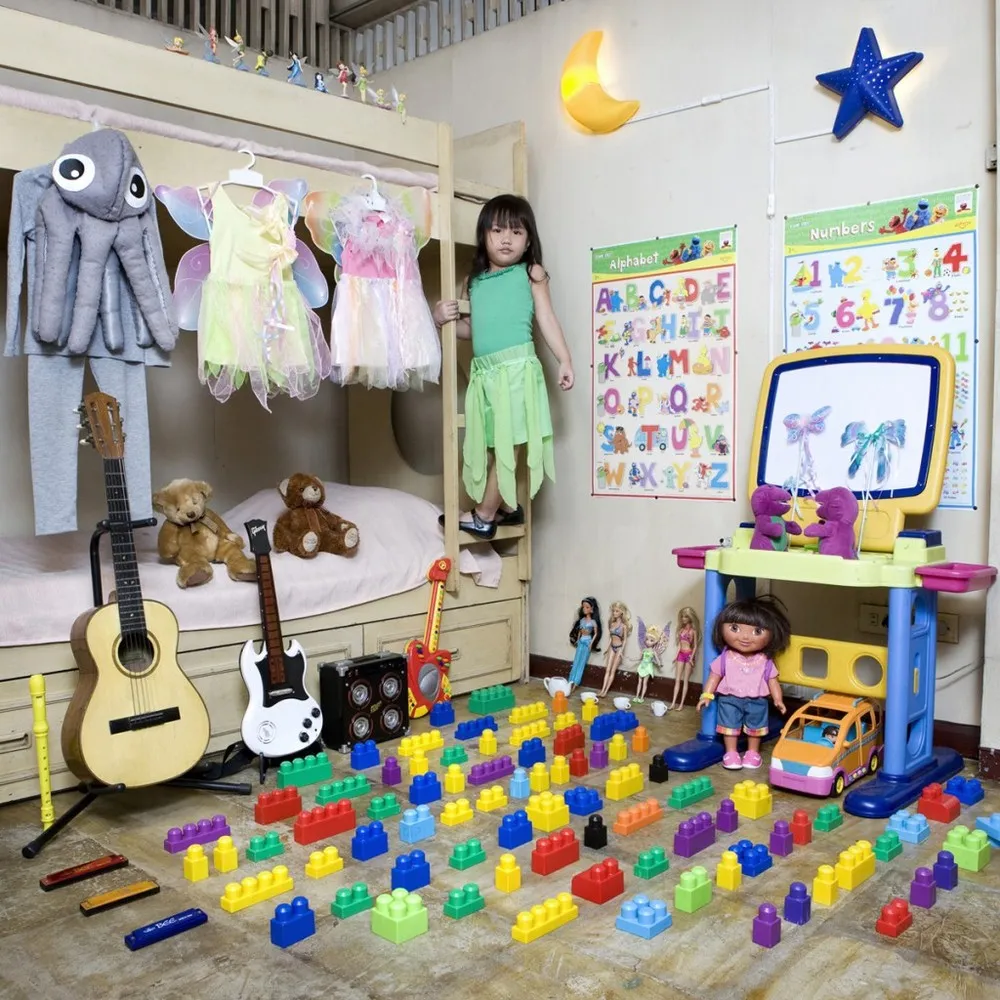 “Toy Stories” Project by Photographer Gabriele Galimberti