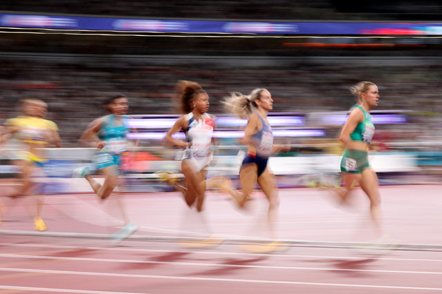 Claudia Hollingsworth of Team Australia leads the field followed by Georgia Hunter Bell of Team Great Britain, Renelle Lamote of Team France and Pooja of Team India during the Women's 800 Metres Heats on day six of the World Athletics Championships Tokyo 2025 at National Stadium on September 18, 2025 in Tokyo, Japan. (Photo by Cameron Spencer/Getty Images)