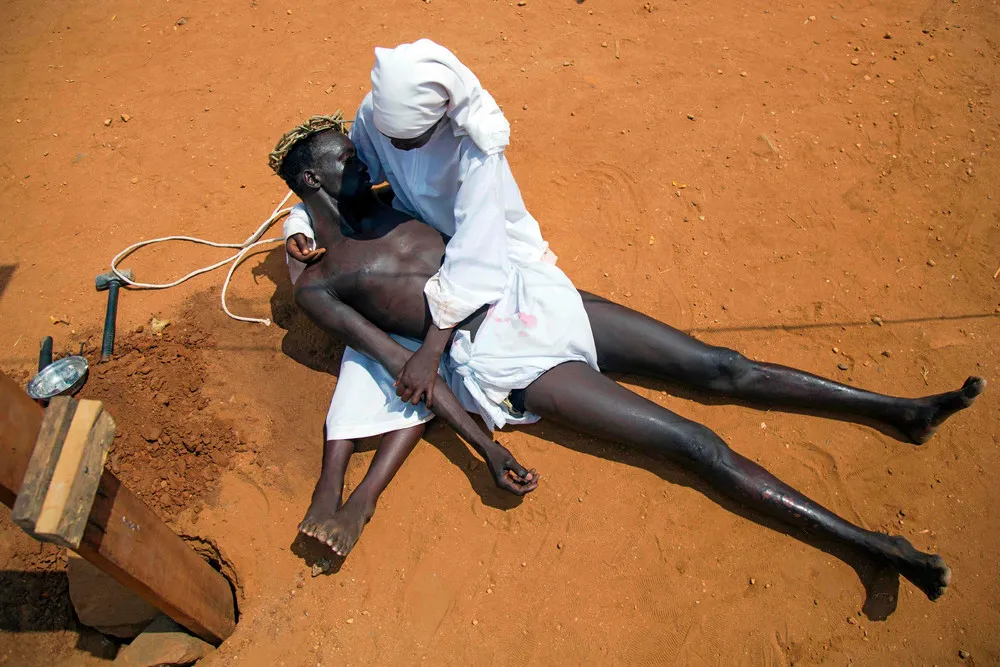 The Day in Photos – April 15, 2017, Part 1/2