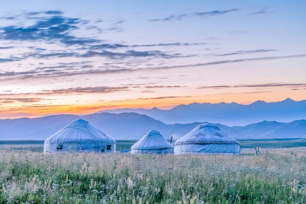 Trip around the World without Leaving Sofa