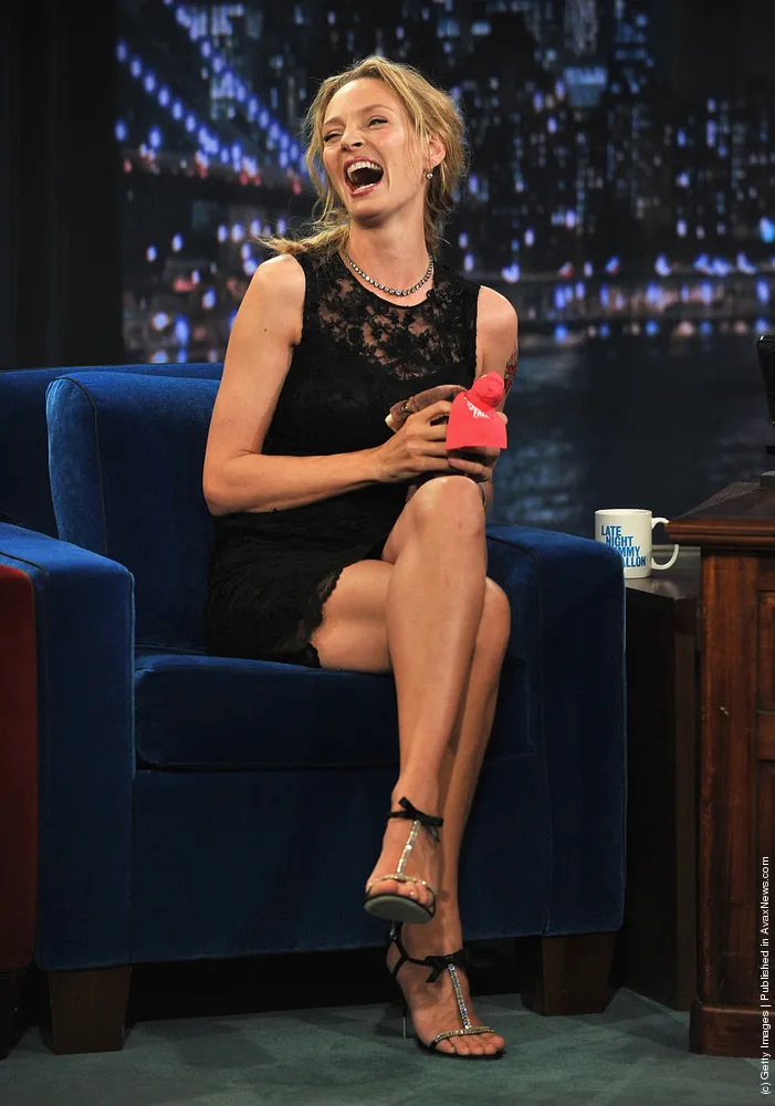 Celebrities Visit "Late Night With Jimmy Fallon" - April 8, 2011