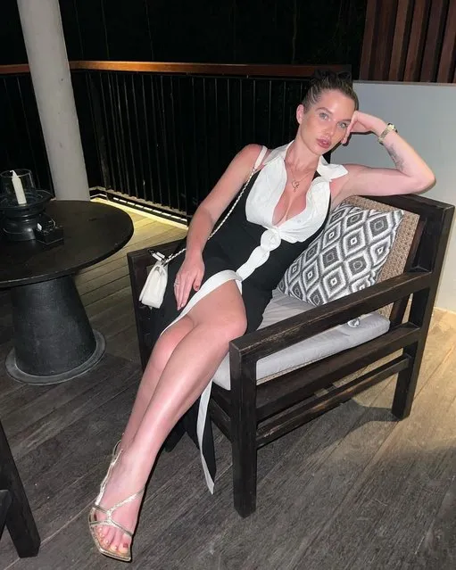 English actress Helen Flanagan glammed up for a night out in Bali early January 2024. (Photo by Instagram)