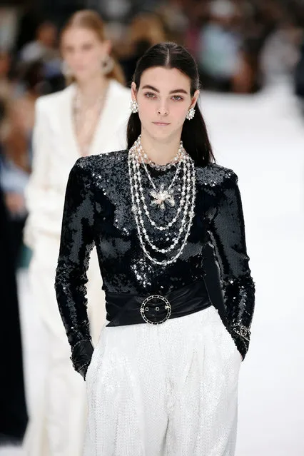 A model presents a creation by late designer Karl Lagerfeld as part of his Fall/Winter 2019-2020 women's ready-to-wear collection show for fashion house Chanel at the Grand Palais during Paris Fashion Week in Paris, France March 5, 2019. (Photo by Regis Duvignau/Reuters)