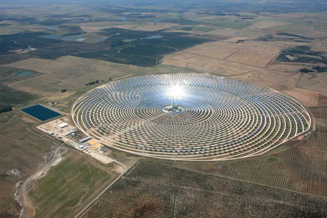 Gemasolar Thermosolar Plant In Spain