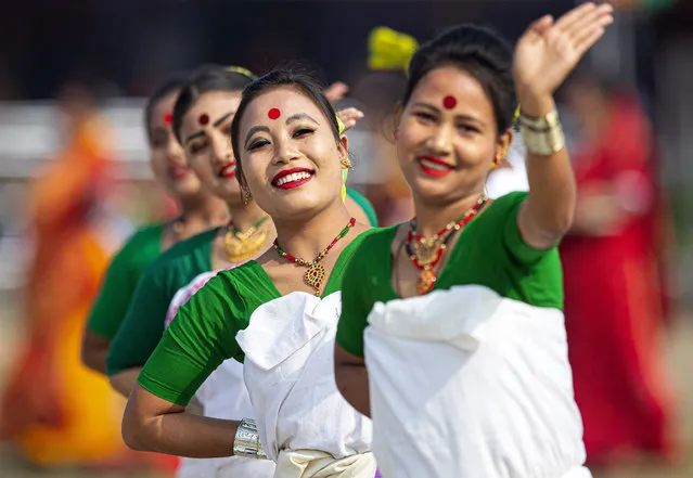 Indian tribal Deuri women in traditional attire perform to mark Republic Day in Gauhati, India, Sunday, January 26, 2020. (Photo by Anupam Nath/AP Photo)