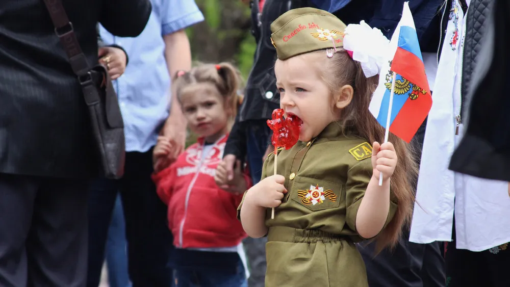 Crimean Kids with Kalashnikovs