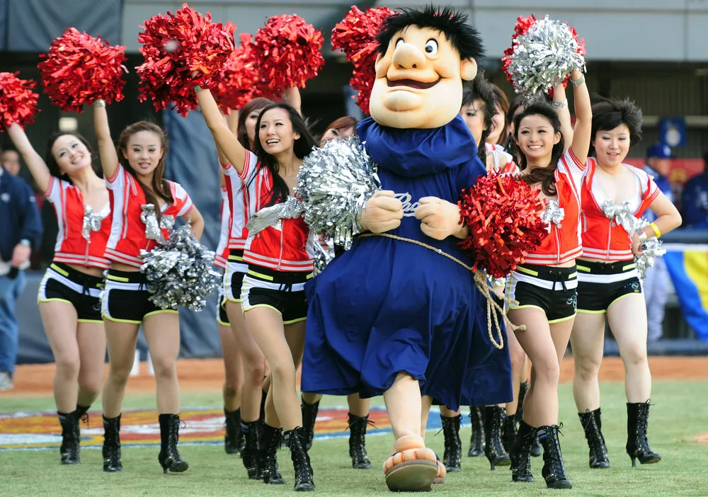 Simply Some Photos: Mascots