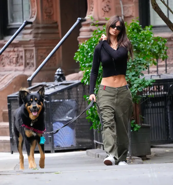 American model Emily Ratajkowski walks her dog on June 21, 2023 in New York City. (Photo by Gotham/GC Images)