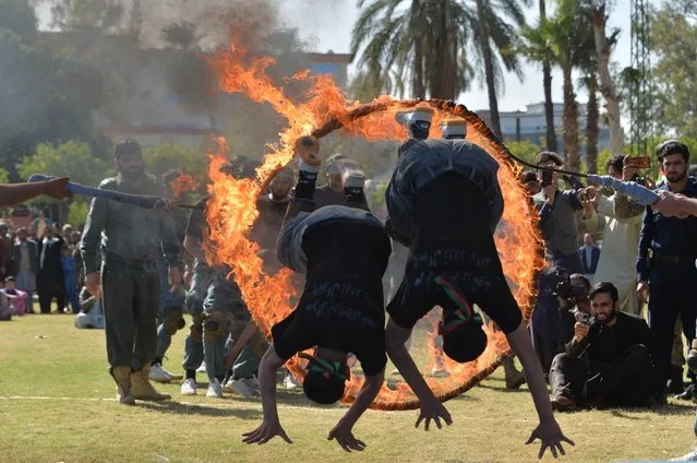 Afghan security forces personnel demonstrate their skills as they celebrate National security forces day in Jalalabad on February 27, 2021. (Photo by Noorullah Shirzada/AFP Photo/Profimedia)
