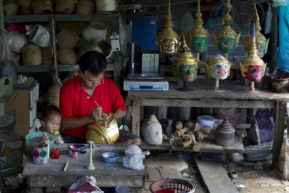 Manufacture Of Traditional Thai Khon Masks