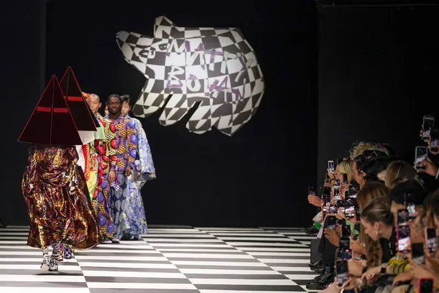 Models wear creations as part of the Matty Bovan women's Spring Summer 2023 collection, supported by Dolce & Gabbana, presented in Milan, Italy, Sunday, September 25, 2022. (Photo by Alberto Pezzali/AP Photo)