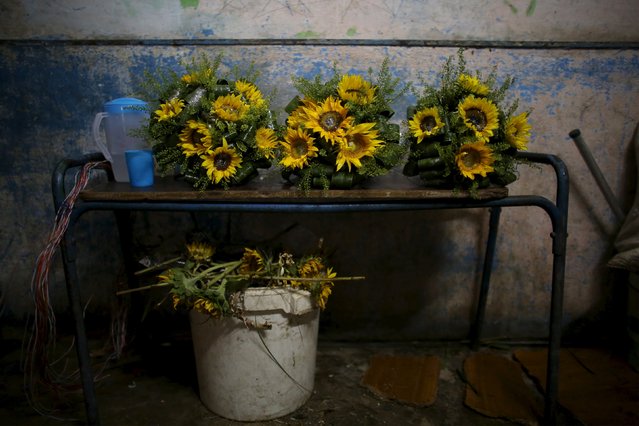 Flowers are seen in the home of Yolanda Sanchez (not pictured) in Havana, March 19, 2016. (Photo by Alexandre Meneghini/Reuters)