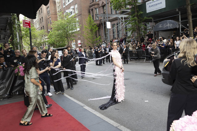 American actress Sarah Paulson leaving the Carlyle Hotel in NewYork, heading for the Met Gala. May 6 2024 2024. (Photo by Jonas Gustavsson for The Washington Post)