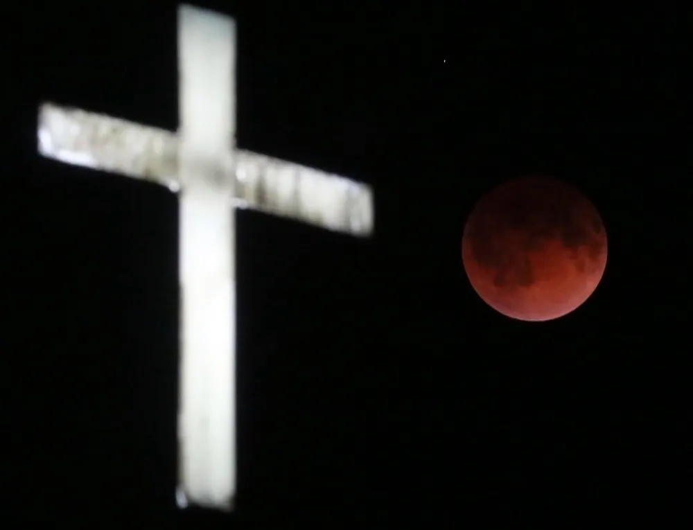 “Blood Moon Eclipse”