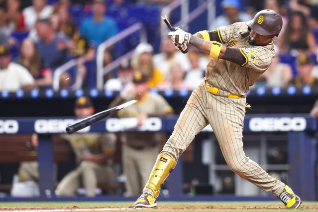 Luis Arraez #4 of the San Diego Padres breaks his bat in the eighth inning of the game against the Miami Marlins at loanDepot park on July 22, 2025 in Miami, Florida. (Photo by Megan Briggs/Getty Images)
