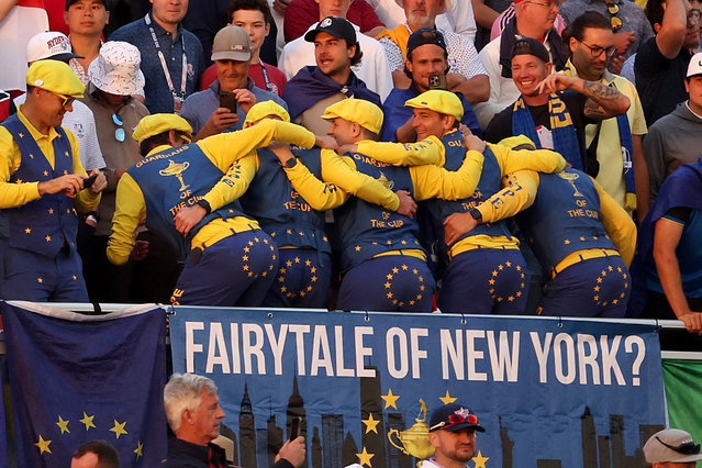 Fans of Team Europe cheer in the grandstand on the first tee before the Friday morning foursomes matches of the 2025 Ryder Cup at Black Course at Bethpage State Park Golf Course on September 26, 2025 in Farmingdale, New York. (Photo by Jamie Squire/Getty Images)