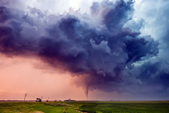 A tornado tears through the Great Plains in Rozel, Kansas. (Photo by Dennis Oswald/Caters News)