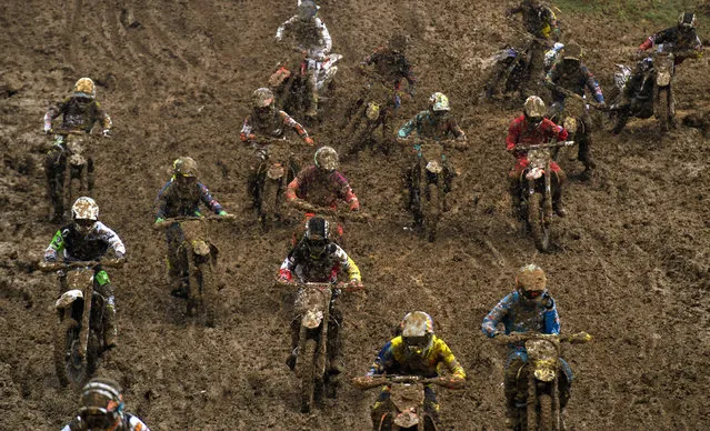 Competitors in action during the International German Motocross Championships on September 18, 2016 in Holzgerlingen, Germany. (Photo by Matthias Hangst/Bongarts/Getty Images)