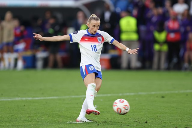 Chloe Kelly of England scores the winning penalty kick in the penalty shoot out to win the UEFA Women's EURO 2025 Final during the UEFA Women's EURO 2025 Final match between England and Spain at St. Jakob-Park on July 27, 2025 in Basel, Switzerland. (Photo by Crystal Pix/MB Media/Getty Images)