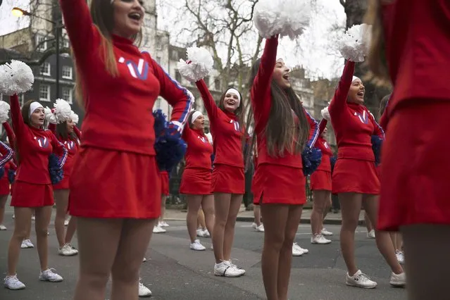 Members of the Varsity All-American Cheerleaders and Dancers perform during the New Year's Day Parade in London, Britain January 1, 2016. (Photo by Neil Hall/Reuters)