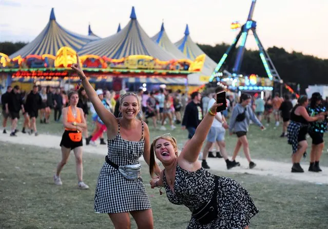 Festival goers attend Day 2 of Leeds Festival 2021 at Bramham Park on August 28, 2021 in Leeds, England. (Photo by Matthew Baker/Getty Images)