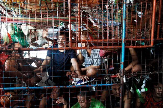 A view of a detention cell packed with inmates in Manila, Philippines, 21 November 2021. According to the Commission on Human Rights of the Philippines, several jails in the country hold a number of prisoners over five times their intended capacity amid the COVID-19 crisis. A big number of detainees are drug cases due to the crackdown on illegal drugs launched by President Rodrigo Duterte when he took office in 2016. (Photo by Francis R. Malasig/EPA/EFE)