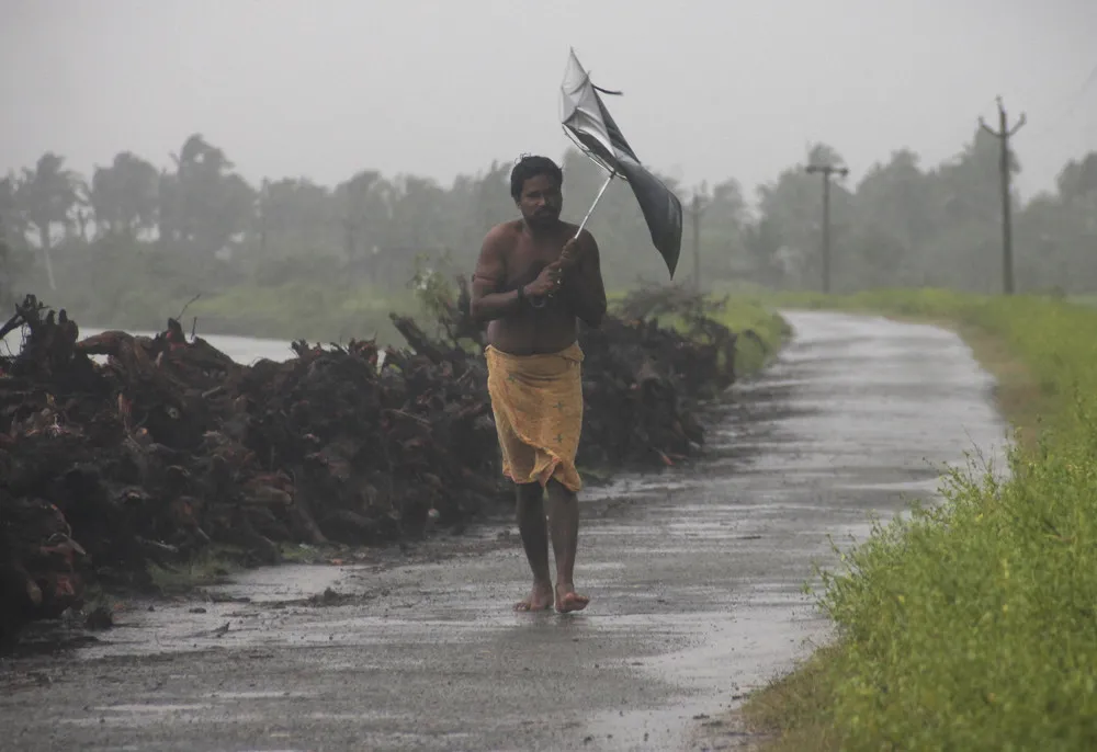 Cyclone Pounds India