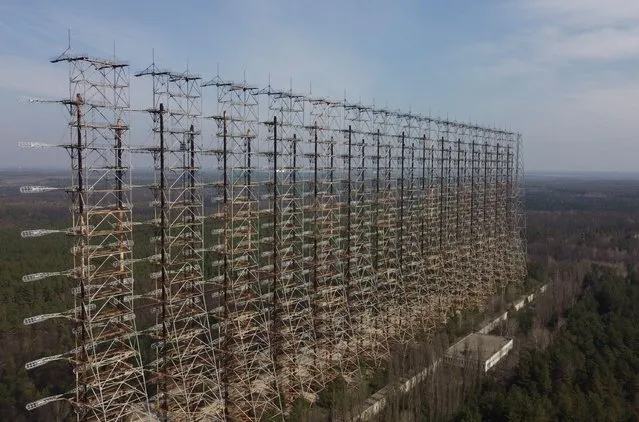 Constructions of a Soviet made over-the-horizon (OTH) radar system “Duga” are seen near the Chernobyl Nuclear Power Plant, Ukraine on April 12, 2021. (Photo by Gleb Garanich/Reuters)
