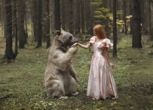 Russian photographer takes stunning images with real animals. (Photo by Katerina Plotnikova)