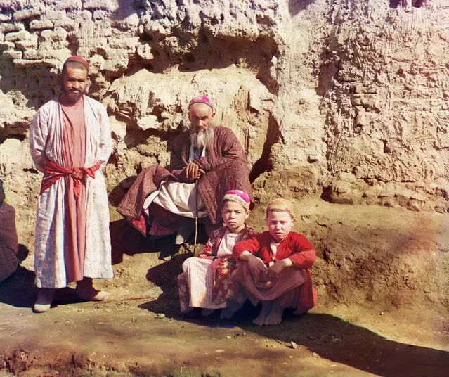 Photos by Sergey Prokudin-Gorsky. Sart types. Russia, Samarkand, 1911