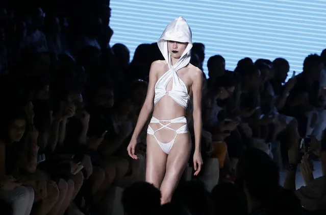 A model presents a creation for the Amir Slama collection during Sao Paulo Fashion Week in Sao Paulo, Brazil, October 26, 2016. (Photo by Nacho Doce/Reuters)