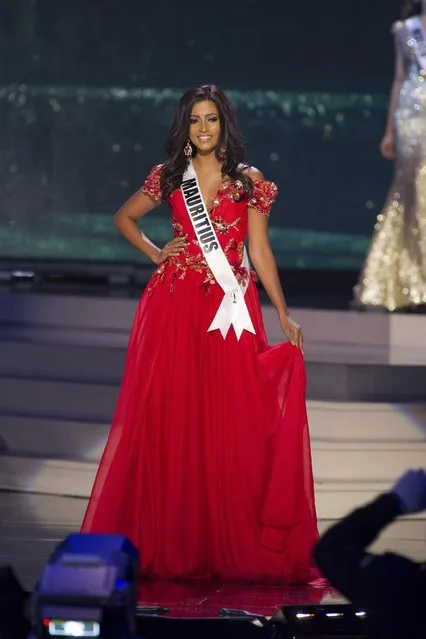 Pallavi Gungaram, Miss Mauritius 2014 competes on stage in her evening gown during the Miss Universe Preliminary Show in Miami, Florida in this January 21, 2015 handout photo. (Photo by Reuters/Miss Universe Organization)