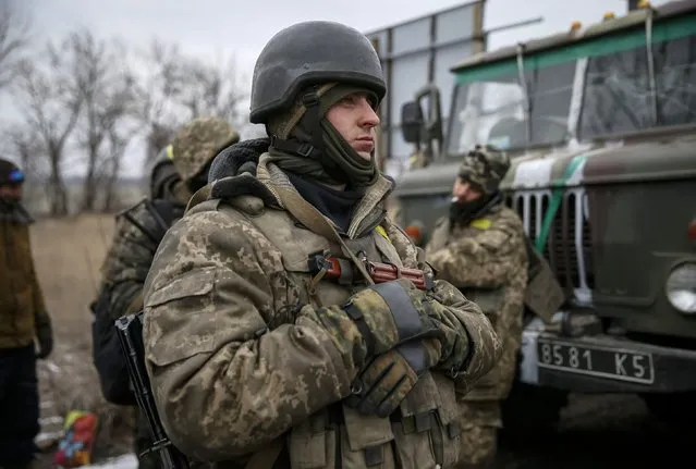 Ukrainian servicemen who fought in Debaltseve are seen near Artemivsk February 19, 2015. (Photo by Gleb Garanich/Reuters)