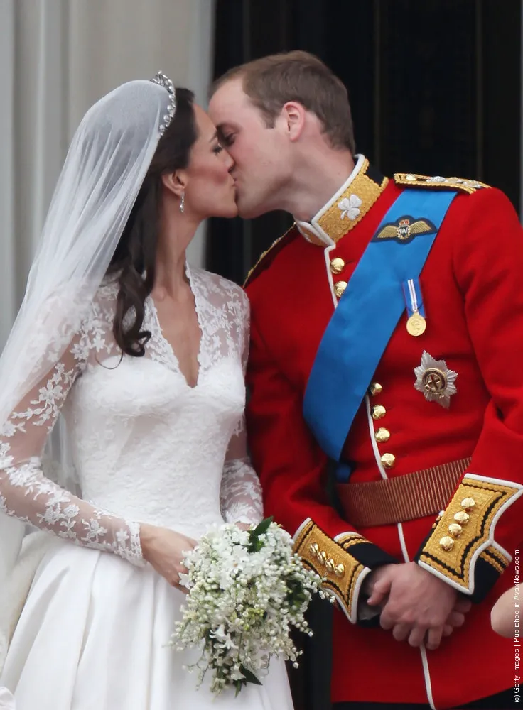 Royal Wedding: The Newlyweds Greet Wellwishers From The Buckingham Palace Balcony