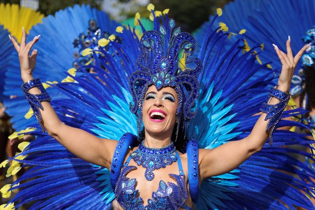A Samba dancer performs ahead of the Notting Hill Carnival parade, in London, Britain, on August 26, 2024. (Photo by Hollie Adams/Reuters)