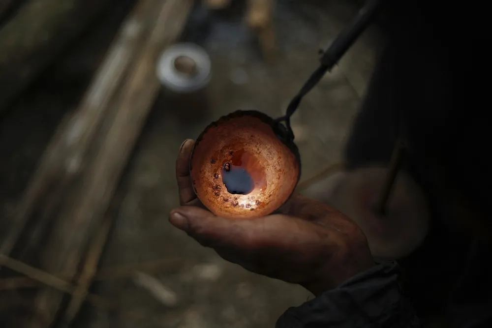 Hunting with Myanmar's Naga