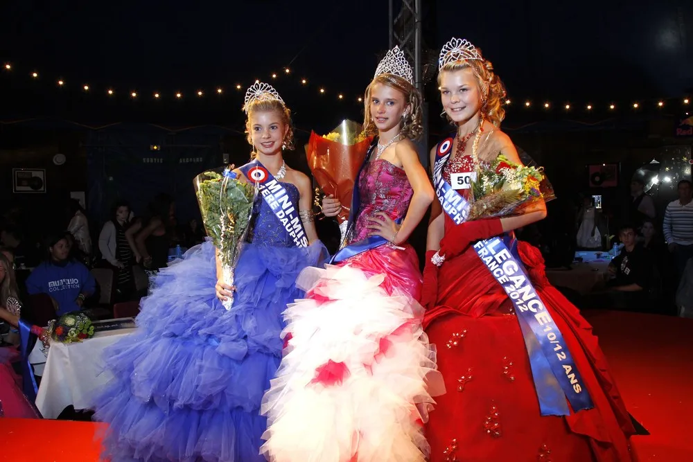 “Mini-Miss” Beauty Contest in Paris