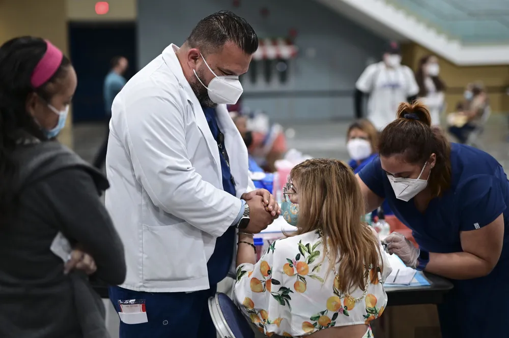 The Day in Photos – April 1, 2021