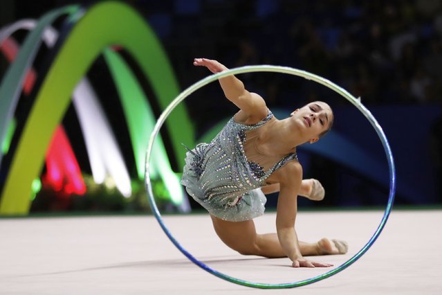 Italy's Sofia Raffaeli competes with the hoop during the individual apparatus final at the 41st FIG Rhythmic Gymnastics World Championships at Carioca Arena, in Rio de Janeiro, Sunday, August 24, 2025. (Photo by Bruna Prado/AP Photo)