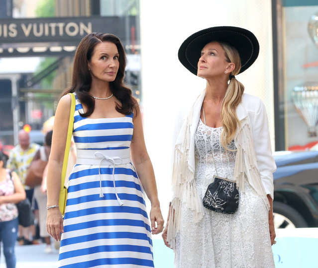 American actresses Kristin Davis and Sarah Jessica Parker are seen on the set of “And Just Like That” series in Uptown, Manhattan on July 09, 2024 in New York City. (Photo by Jose Perez/Bauer-Griffin/GC Images)