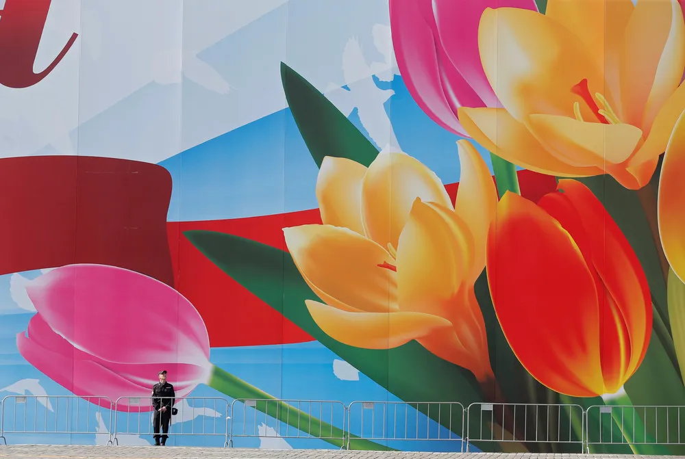 The Day in Photos – May 2, 2017