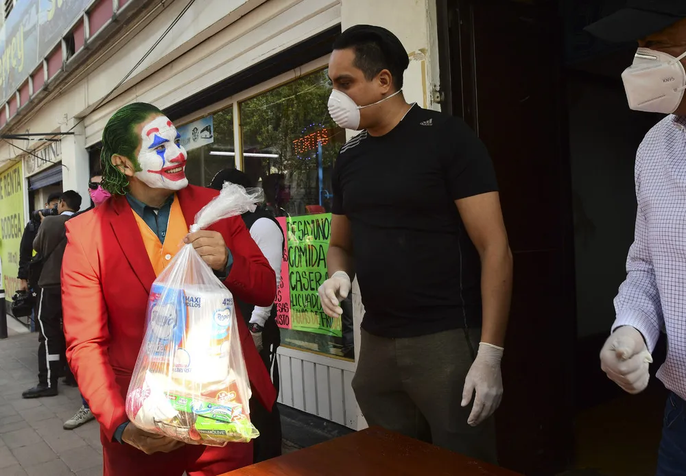 The Day in Photos – April 18, 2020, Part 1/2