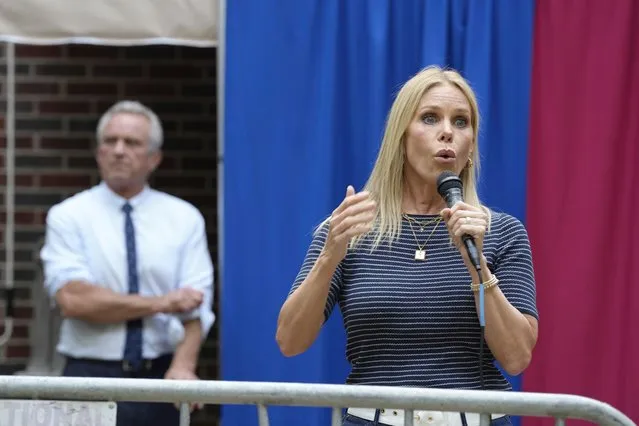 Democratic presidential hopeful Robert F. Kennedy Jr., left, looks on as his wife, Cheryl Hines, introduces him at a campaign event on Tuesday, August 22, 2023, in Spartanburg, S.C. (Photo by Meg Kinnard/AP Photo)