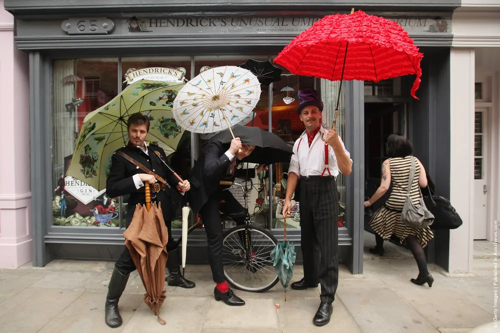 Hendricks Unususal Umbrella Emporium Helps Launch London Cocktail Week