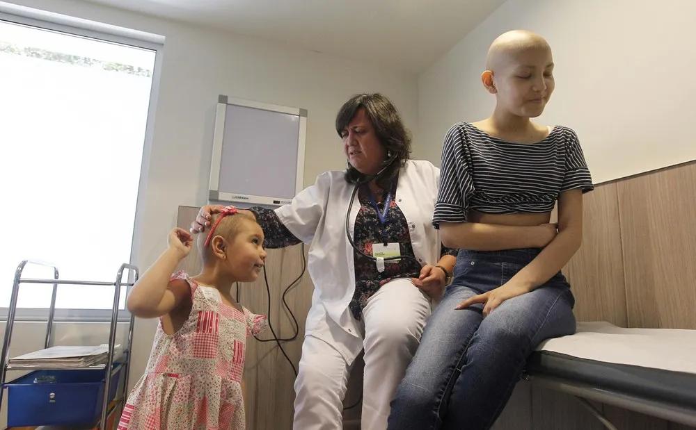Hair Care – Top Stylist Creates Wigs for Kids with Cancer