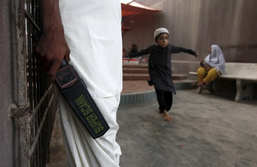 Pakistani Pilgrims Flock to Crocodile Shrine as Taliban Threat Recedes