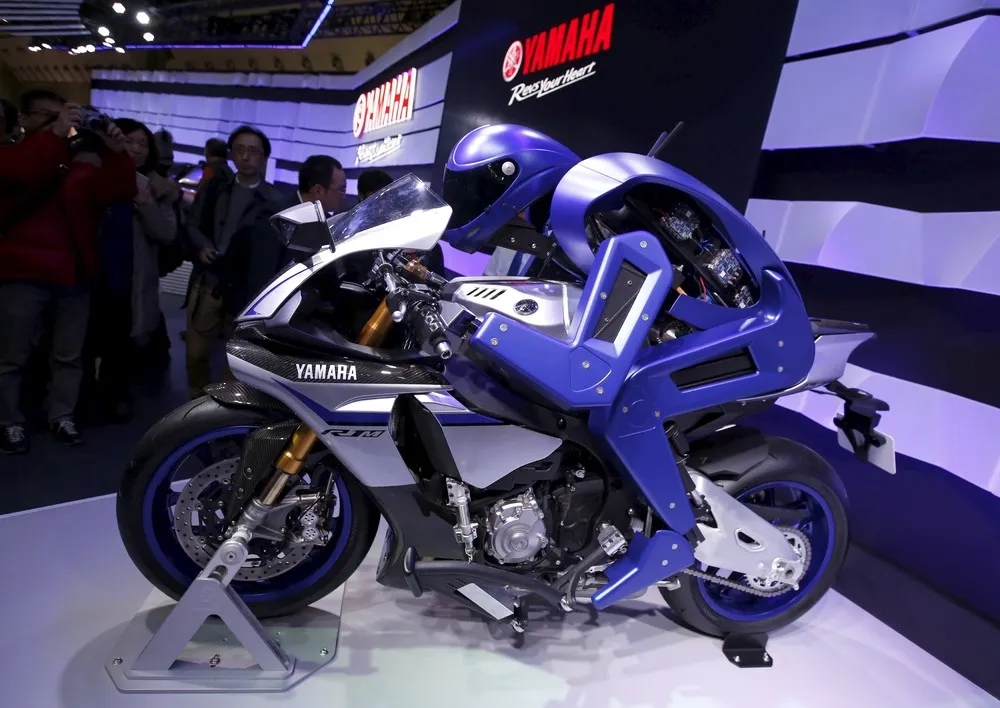 The Day in Photos – November 3, 2015